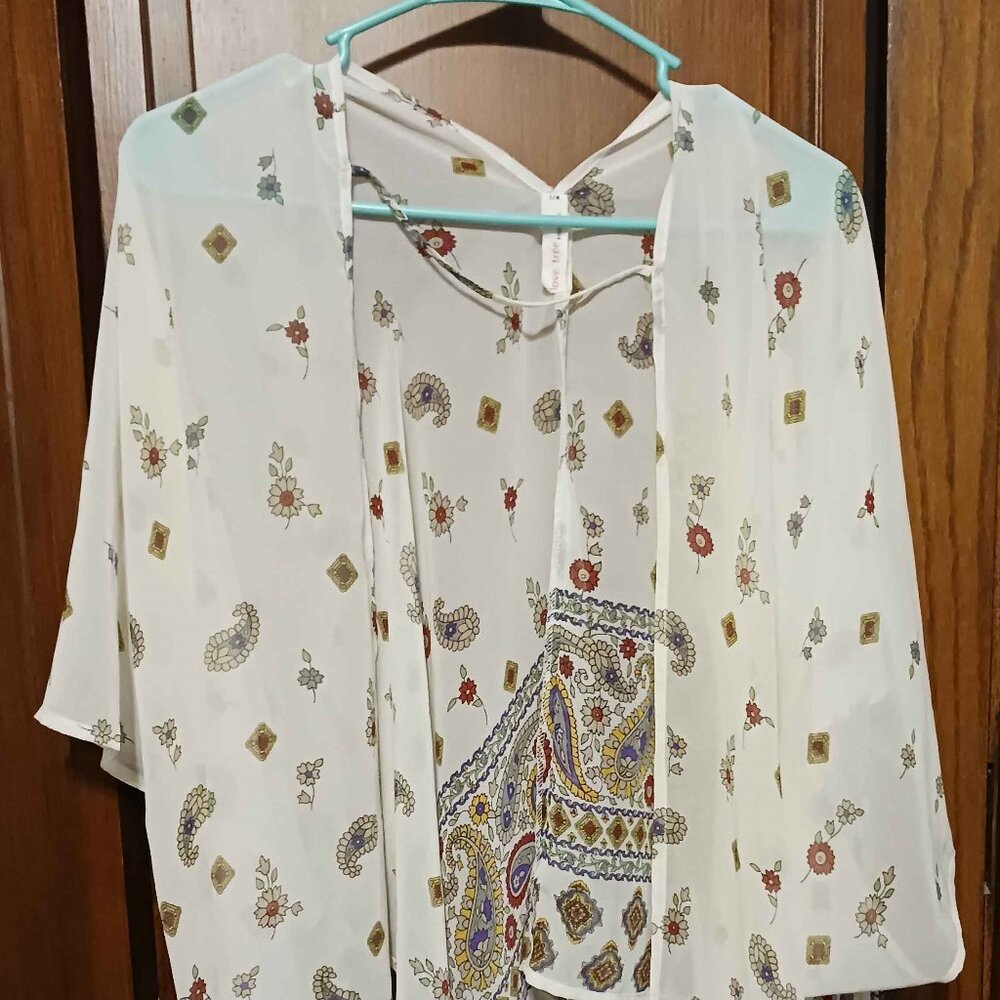 Love tree happens Kimono top/ Shawl/ Cover up